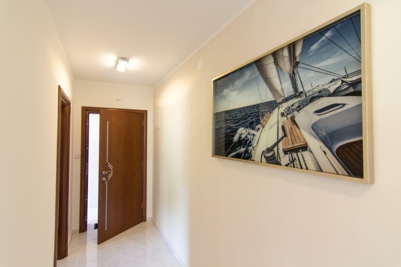 Apartments Edi & Tea Malinska Exterior photo